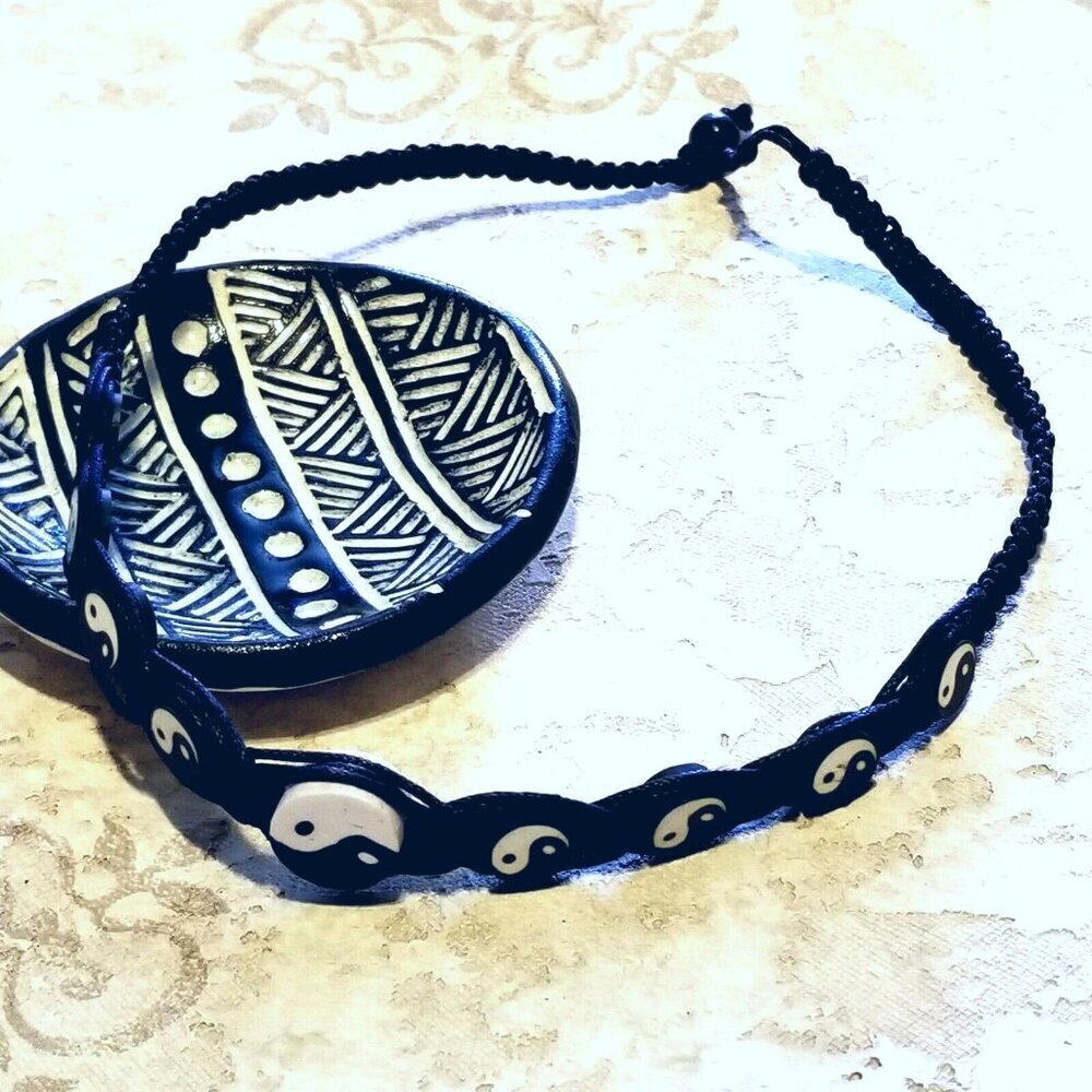 Handmade Yin Yang Surfer Asian Macrame Black White Unisex Necklace